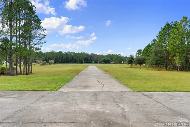a view of outdoor space yard and entertaining space