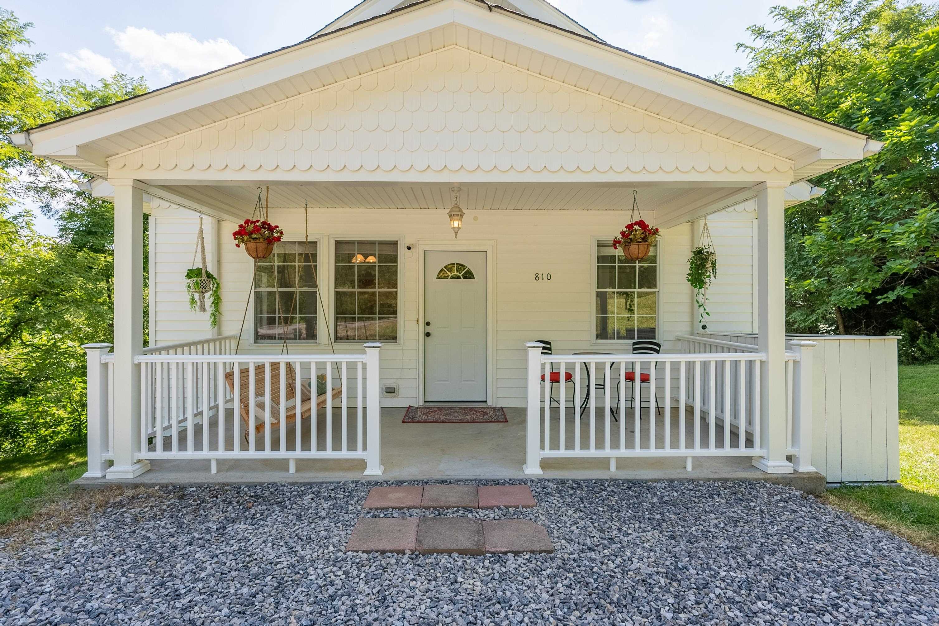 810 Ellett Road Blacksburg, VA 24060 - Photo 4 of 70 Gallery Image 4
