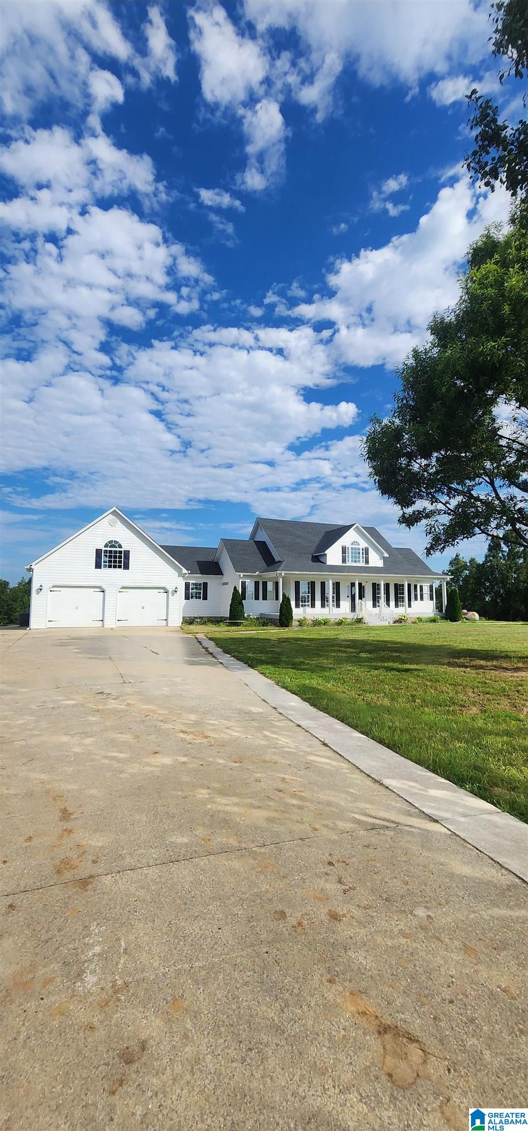 3606 Hicks Road Oneonta, AL 35121 - Photo 1 of 61