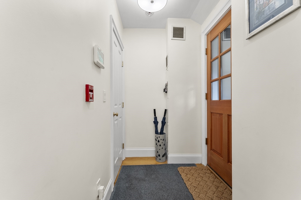 23 Worcester Street, Unit 1 Boston, MA 02118 - Photo 10 of 21