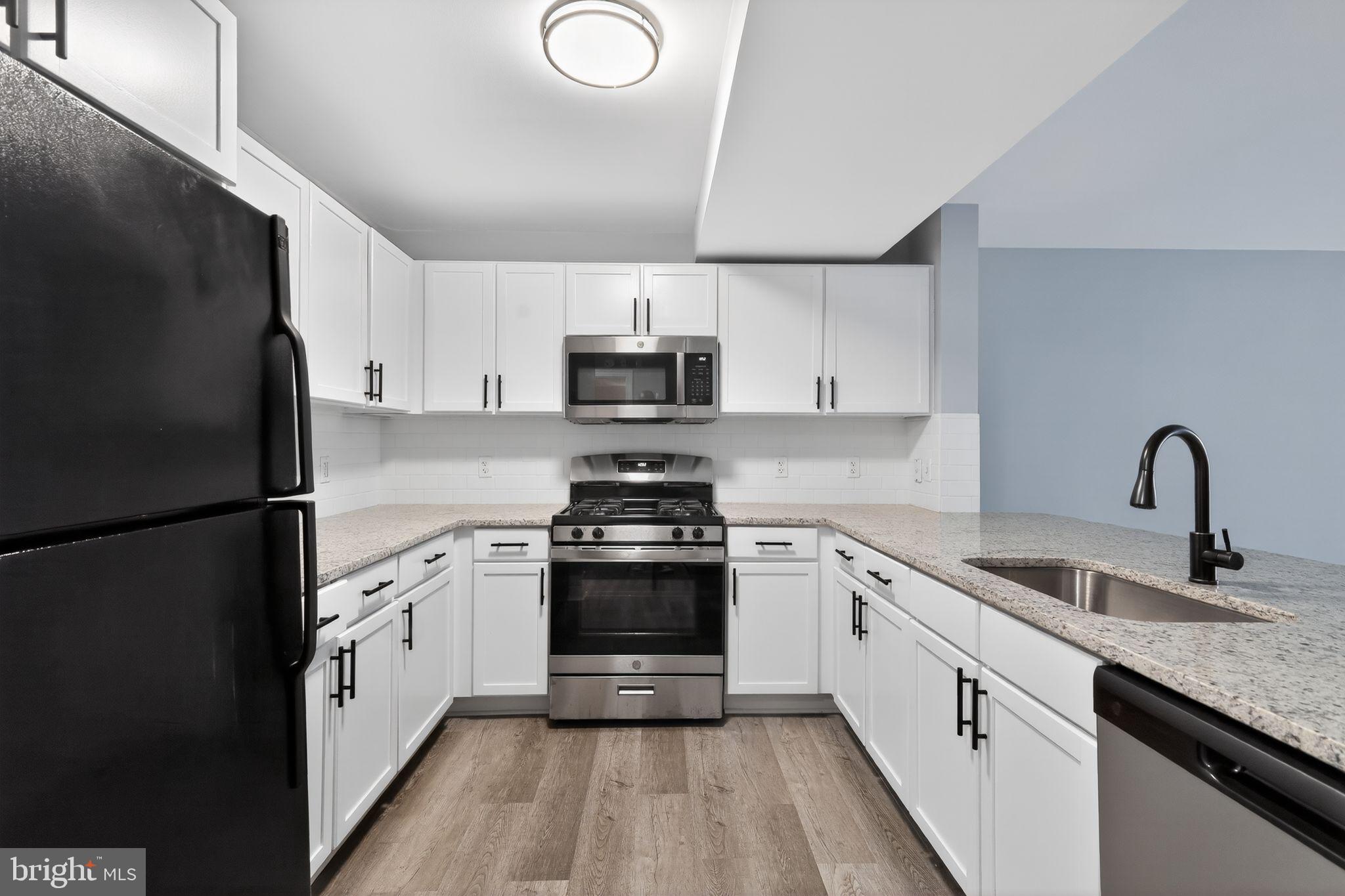800 4th Street Southwest, Unit S124 Washington, DC 20024 - Photo 16 of 30