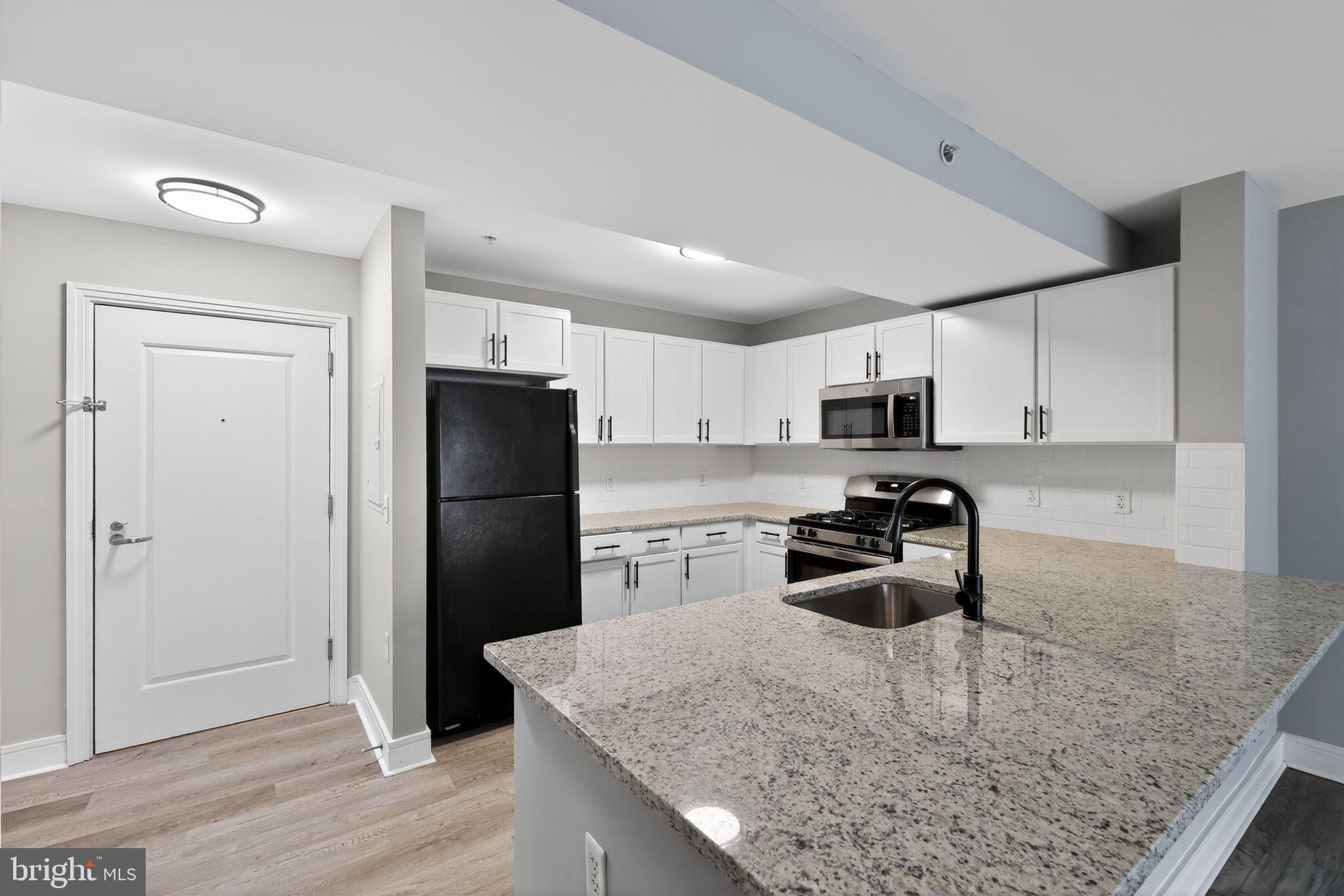 800 4th Street Southwest, Unit S124 Washington, DC 20024 - Photo 19 of 30
