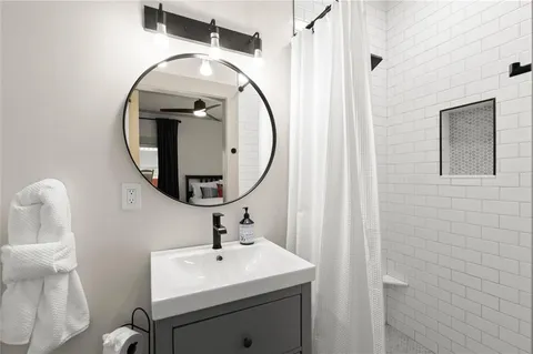 $549,900 | 209 Hampshire Avenue, Decatur, GA 30030