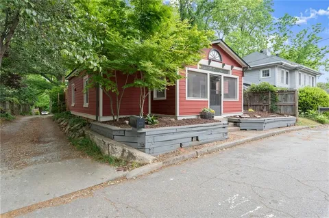 $549,900 | 209 Hampshire Avenue, Decatur, GA 30030