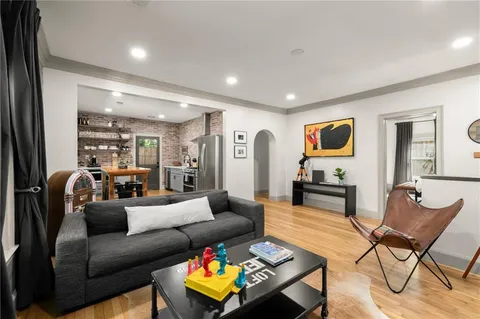 $549,900 | 209 Hampshire Avenue, Decatur, GA 30030