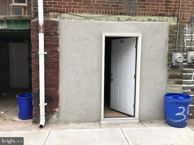353 Avon Road Upper Darby, PA 19082 - Photo 12 of 12