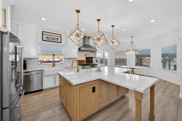 $1,300,000 | 2853 Carolina Avenue, Clovis, CA 93611