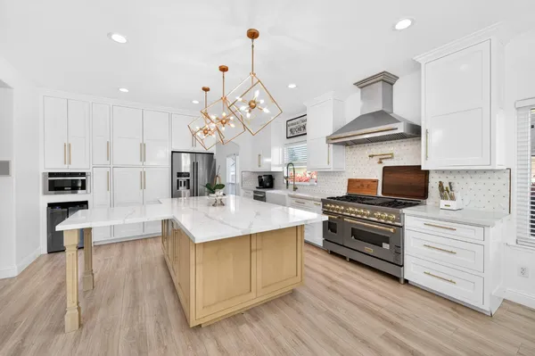 $1,300,000 | 2853 Carolina Avenue, Clovis, CA 93611