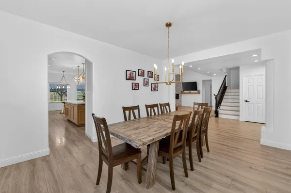 $1,300,000 | 2853 Carolina Avenue, Clovis, CA 93611