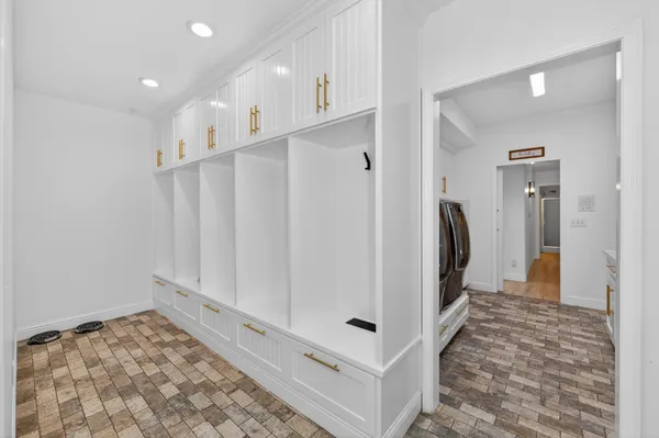 $1,300,000 | 2853 Carolina Avenue, Clovis, CA 93611