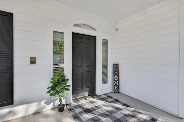 $1,300,000 | 2853 Carolina Avenue, Clovis, CA 93611