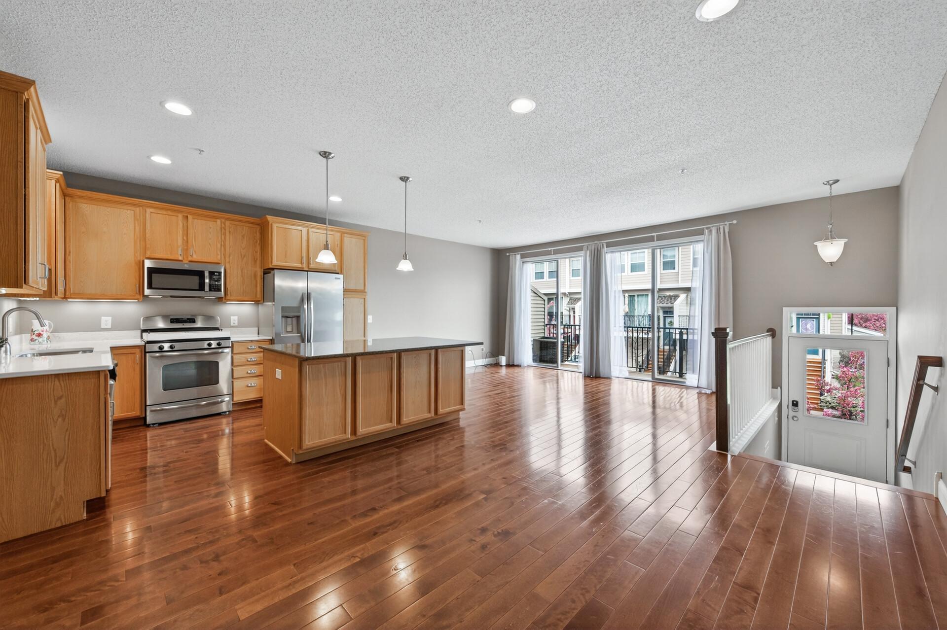 4735 Victor Path, Unit 6 Hugo, MN 55038 - Photo 15 of 44