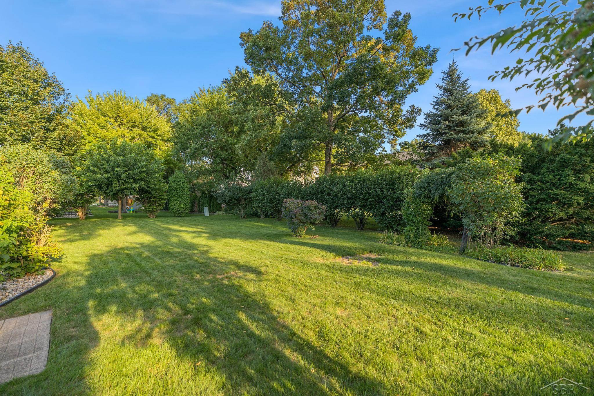 5339 Shattuck Road Saginaw, MI 48603 - Photo 10 of 42 50085797-9.JPG