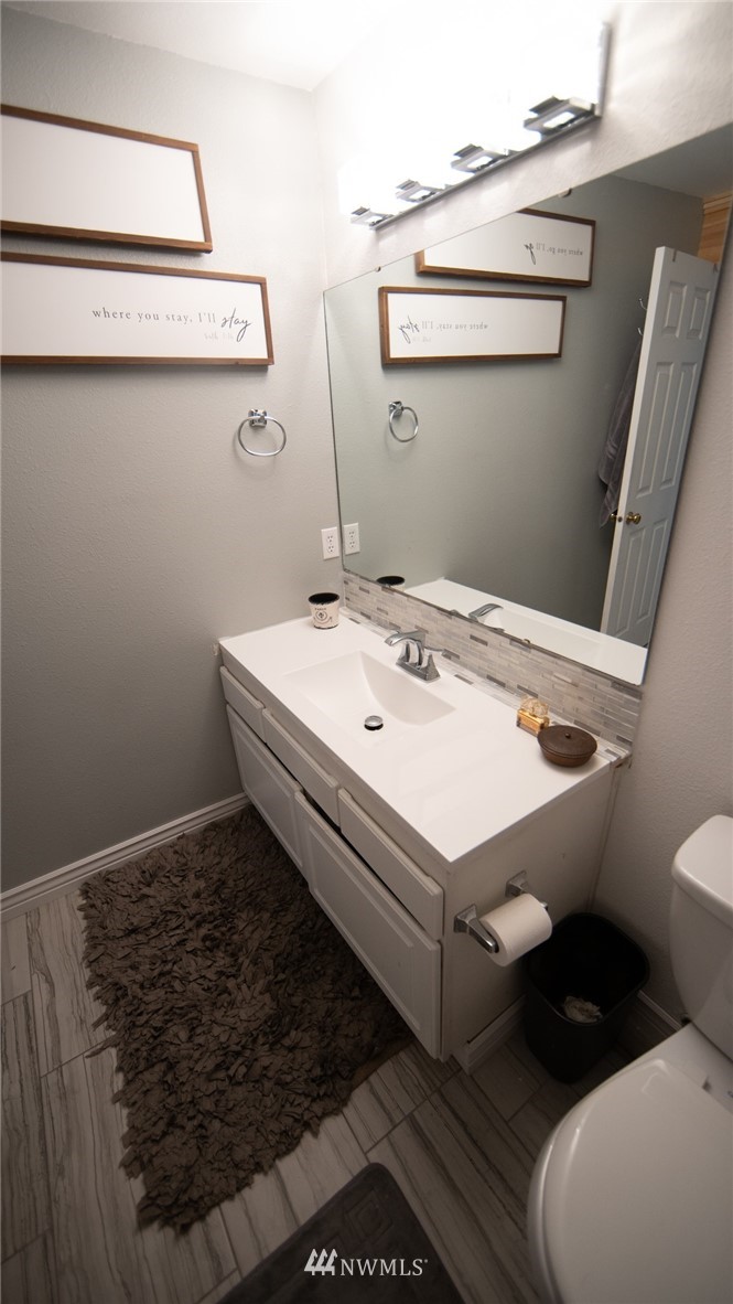 7040 183rd Avenue Southwest Rochester, WA 98579 - Photo 22 of 39