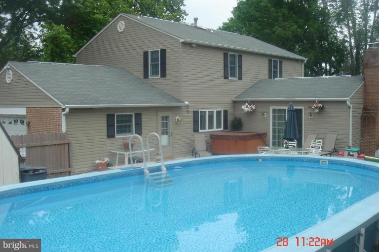 1301 Terry Way Fallston, MD 21047 - Photo 14 of 15 Swimming Pool