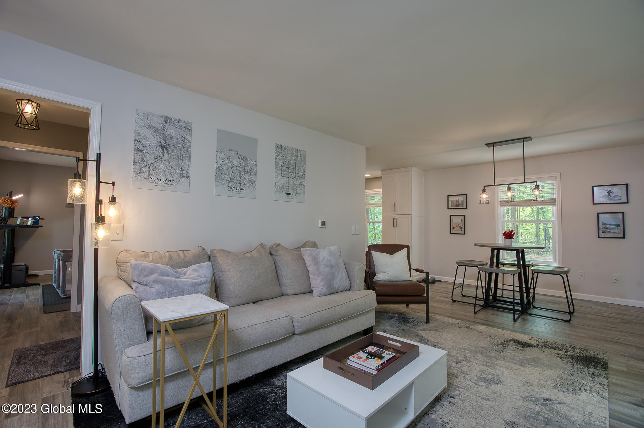 340 Burgoyne Road Saratoga, NY 12866 - Photo 28 of 54 Living Room