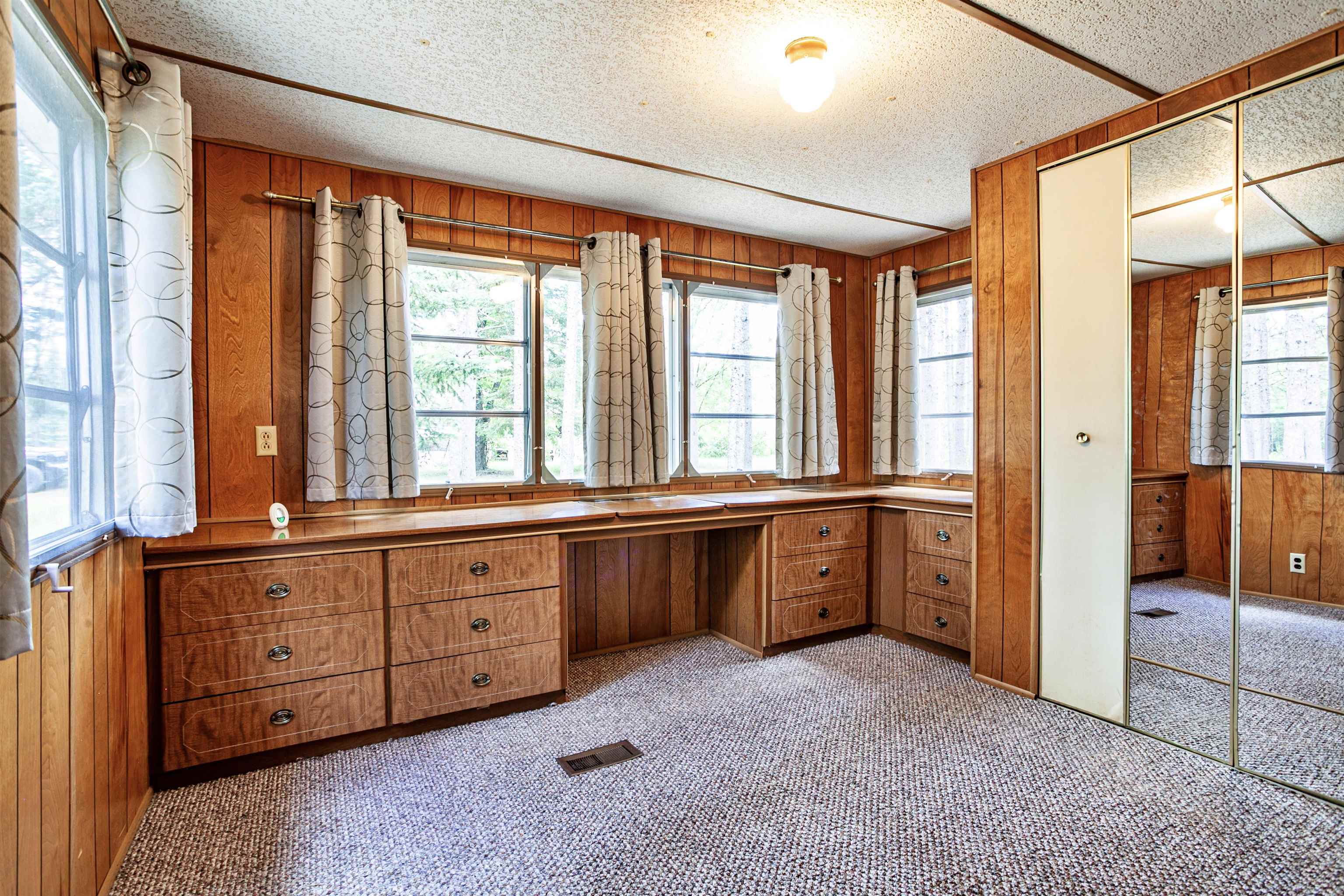 W11663 Forbes Road Crivitz, WI 54114 - Photo 14 of 19