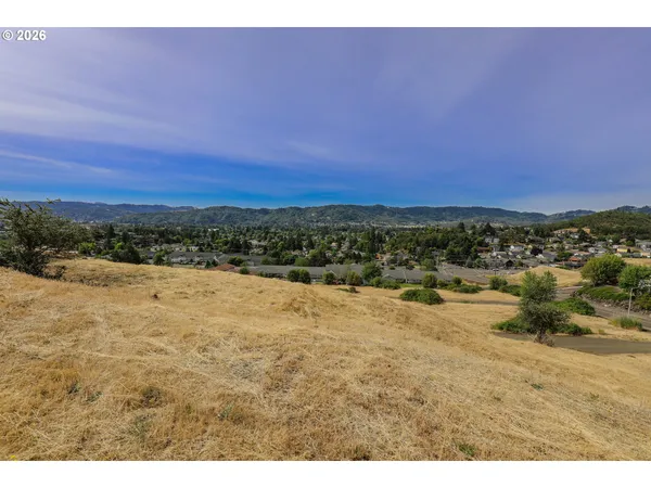 $85,000 | 1981 Warewood Terrace Court, Roseburg, OR 97471