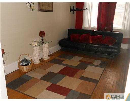 108 Rector Street Perth Amboy, NJ 08861 - Photo 4 of 10 Gallery Image 4