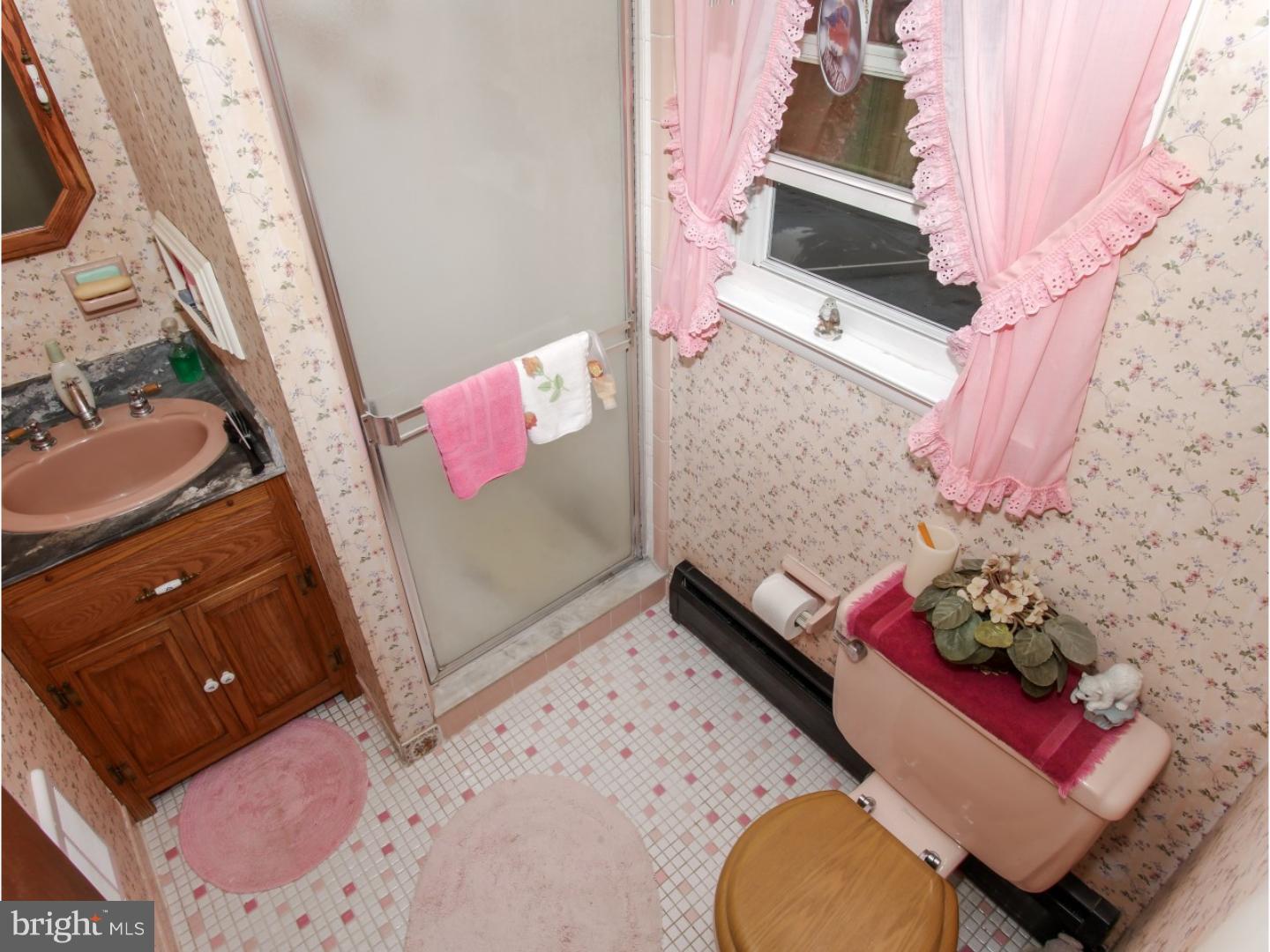 41 Starling Road Holland, PA 18966 - Photo 15 of 21 Bathroom