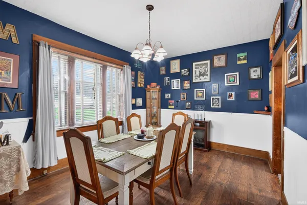 $219,995 | 500 East King Street, Garrett, IN 46738