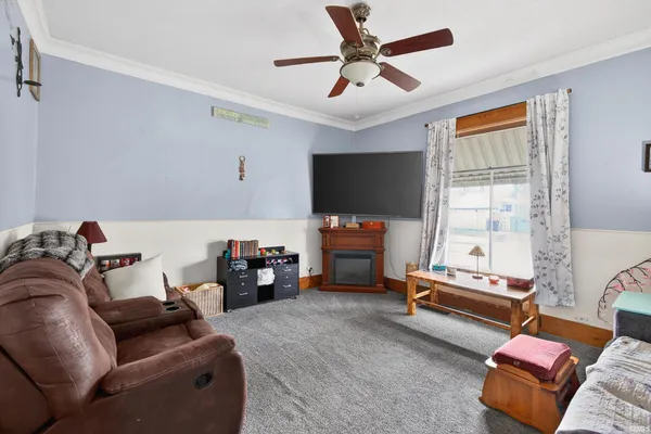 $219,995 | 500 East King Street, Garrett, IN 46738