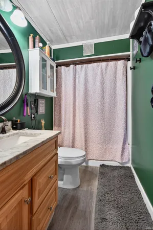 $219,995 | 500 East King Street, Garrett, IN 46738