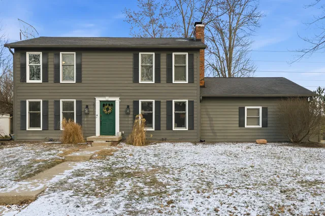 $379,900 | 2711 Pomona Court, Indianapolis, IN 46268