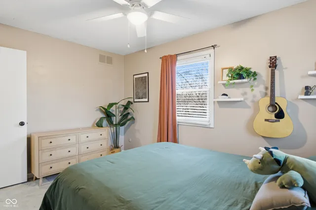 $379,900 | 2711 Pomona Court, Indianapolis, IN 46268