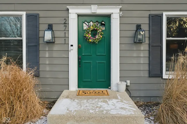 $379,900 | 2711 Pomona Court, Indianapolis, IN 46268