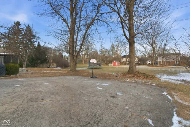 $379,900 | 2711 Pomona Court, Indianapolis, IN 46268