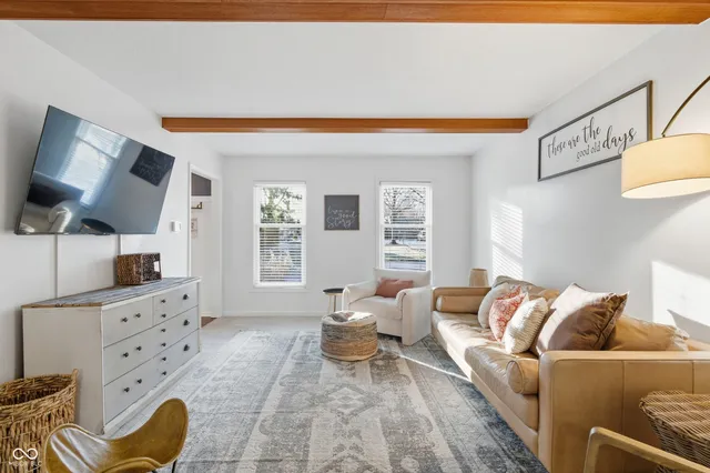 $379,900 | 2711 Pomona Court, Indianapolis, IN 46268