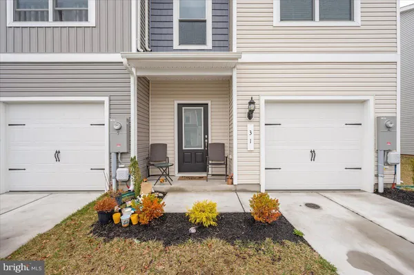 $276,900 | 31 Bloomsbury Street, Falling Waters, WV 25419