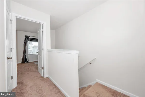 $276,900 | 31 Bloomsbury Street, Falling Waters, WV 25419