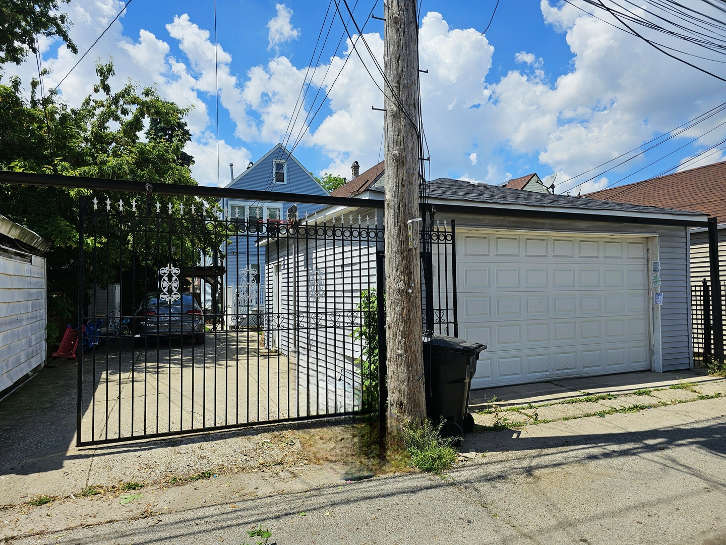 2437 North Central Avenue Chicago, IL 60639 - Photo 18 of 21