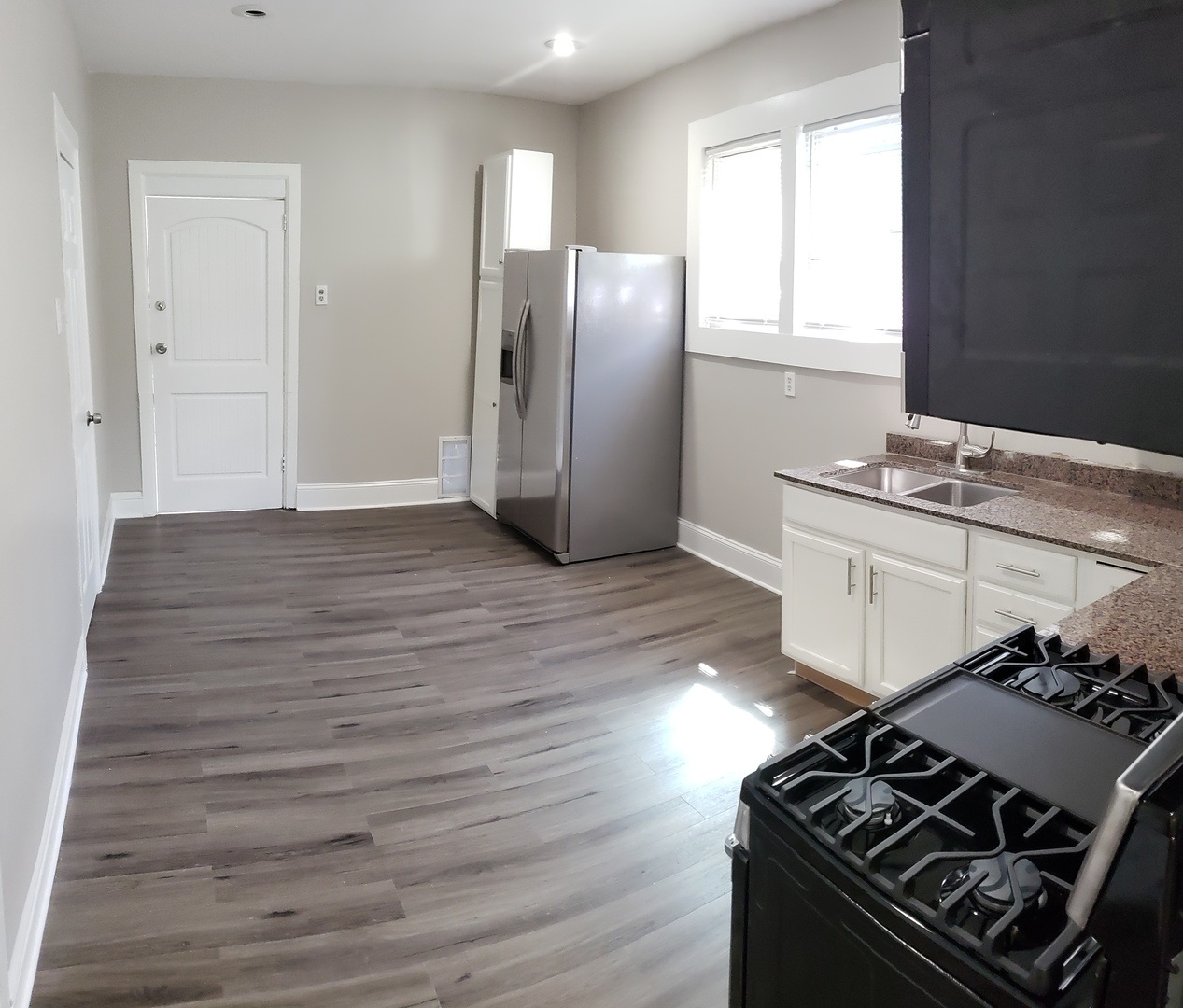 2437 North Central Avenue Chicago, IL 60639 - Photo 9 of 21