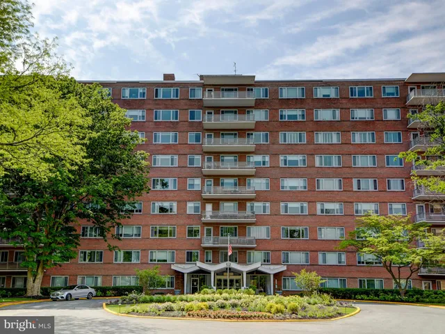 a front view of a building