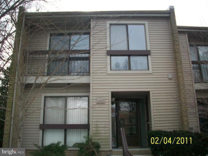 11609 Windbluff Court, Unit 9/009 Reston, VA 20191 - Photo 1 of 26 Exterior (Main)