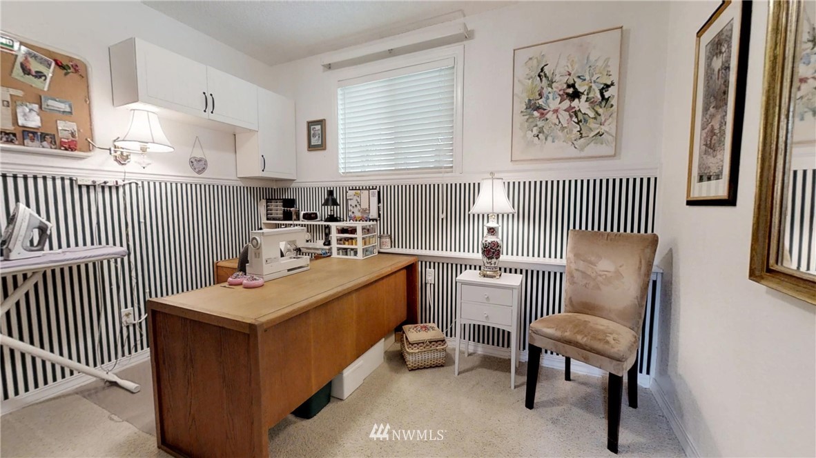 17645 122nd Place Southeast Renton, WA 98058 - Photo 15 of 25 Gallery Image 15