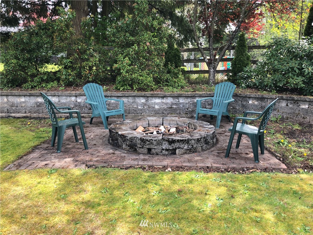 17645 122nd Place Southeast Renton, WA 98058 - Photo 22 of 25 Gallery Image 22