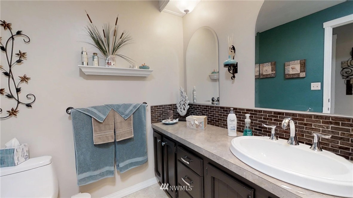 17645 122nd Place Southeast Renton, WA 98058 - Photo 7 of 25 Gallery Image 7