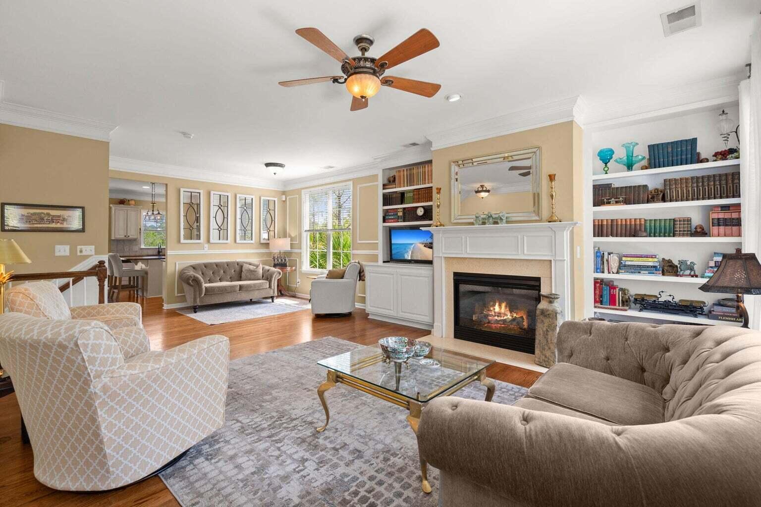 164 Palm Cove Way Mount Pleasant, SC 29466 - Photo 9 of 46 .