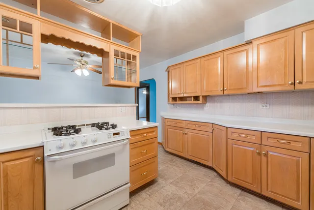 $499,000 | 525 Bunning Drive, Downers Grove, IL 60516