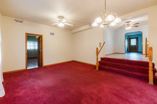 $499,000 | 525 Bunning Drive, Downers Grove, IL 60516