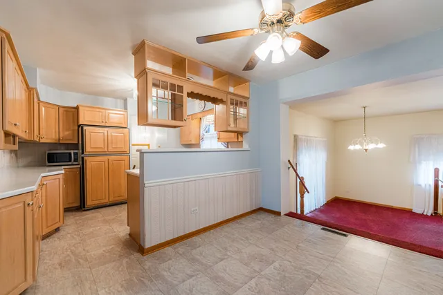 $499,000 | 525 Bunning Drive, Downers Grove, IL 60516