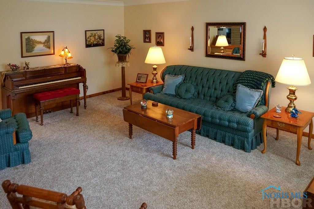 216 Mohican Road Findlay, OH 45840 - Photo 12 of 27 Photo 15