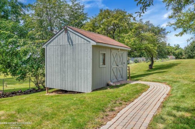 415 Morton Street Romeo, MI 48065 - Photo 36 of 46 50149353-827b8e10-8cd5-4ff9-a73f-e2ed3f6b2dda.JPG