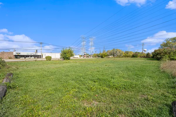 $250,000 | 17001 Glen Oak Avenue, Lansing, IL 60438