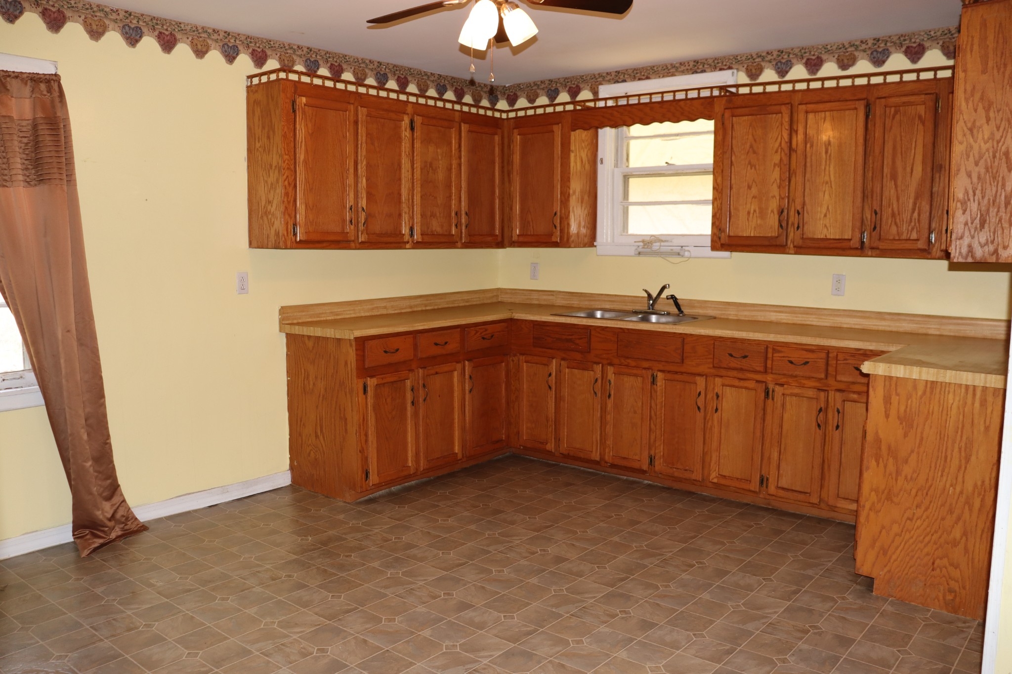 665 Oak Grove Road Sparta, TN 38583 - Photo 8 of 31 Gallery Image 8