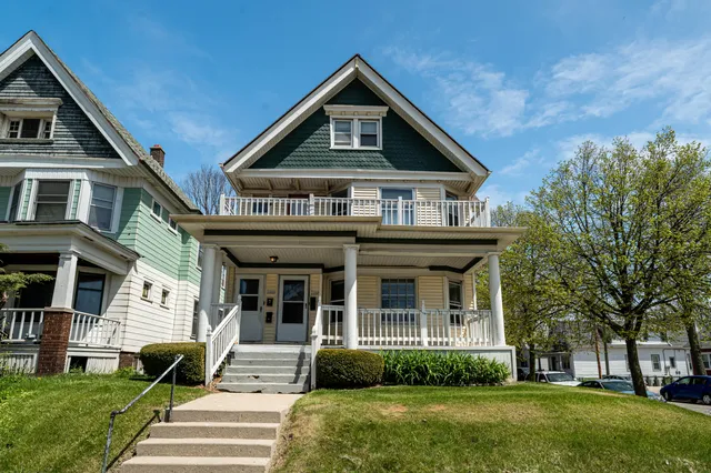 $675,000 | 2600 North Humboldt Boulevard, Milwaukee, WI 53212